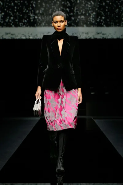 Look 24
